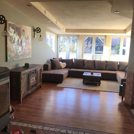 Helle, Offene Dachgeschosswohnung Mit Terrasse Oberloisdorf Εξωτερικό φωτογραφία