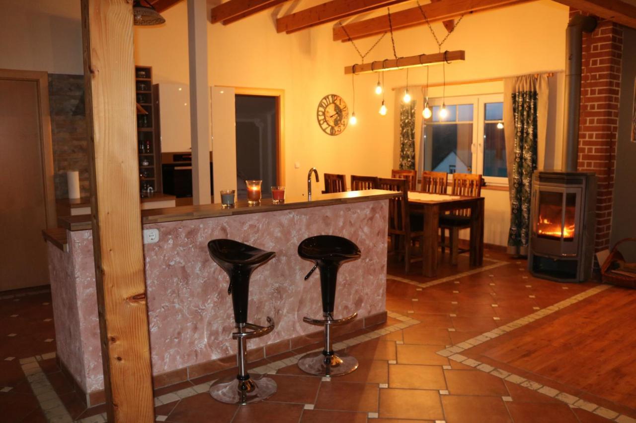 Helle, Offene Dachgeschosswohnung Mit Terrasse Oberloisdorf Εξωτερικό φωτογραφία