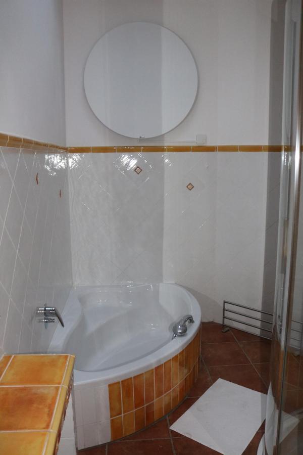 Helle, Offene Dachgeschosswohnung Mit Terrasse Oberloisdorf Εξωτερικό φωτογραφία