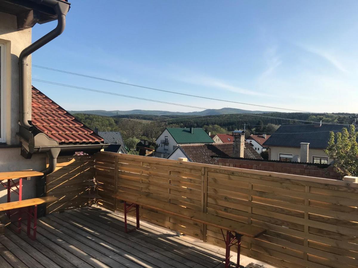 Helle, Offene Dachgeschosswohnung Mit Terrasse Oberloisdorf Εξωτερικό φωτογραφία